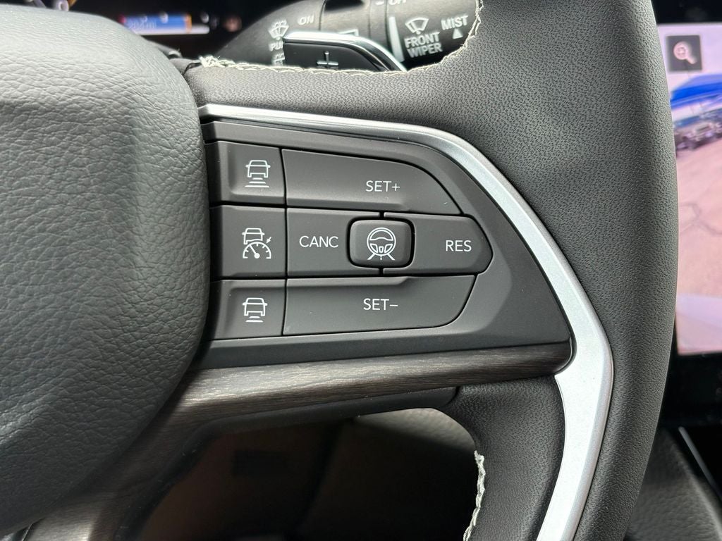 2026 Jeep Grand Cherokee GRAND CHEROKEE L LAREDO ALTITUDE 4X2