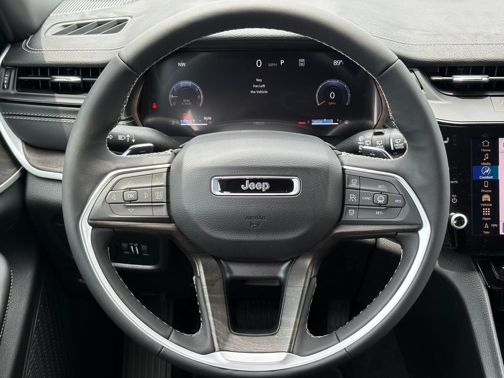 2026 Jeep Grand Cherokee GRAND CHEROKEE L LAREDO ALTITUDE 4X2