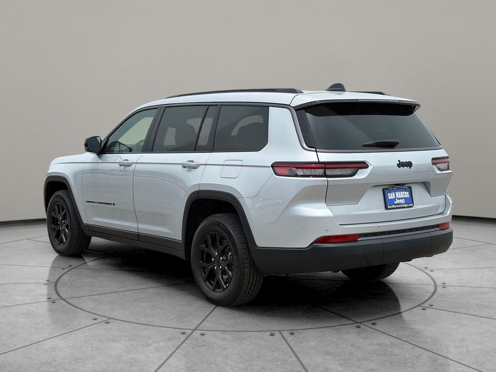 2026 Jeep Grand Cherokee GRAND CHEROKEE L LAREDO ALTITUDE 4X2