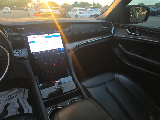 2024 Jeep Grand Cherokee L Limited 4x2