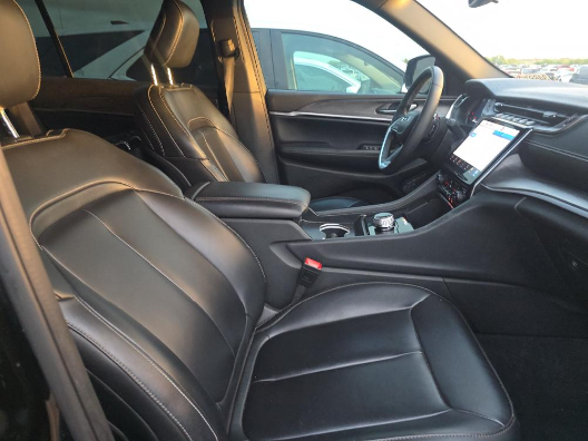 2024 Jeep Grand Cherokee L Limited 4x2