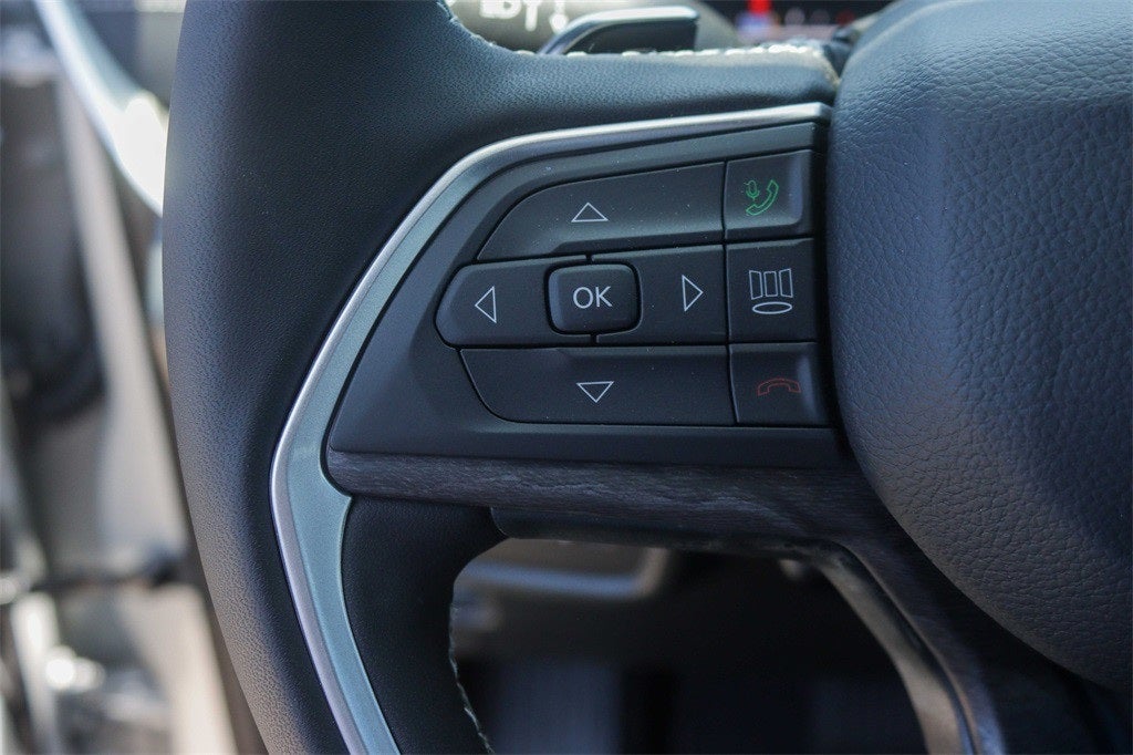 2025 Jeep Grand Cherokee GRAND CHEROKEE L LIMITED 4X2