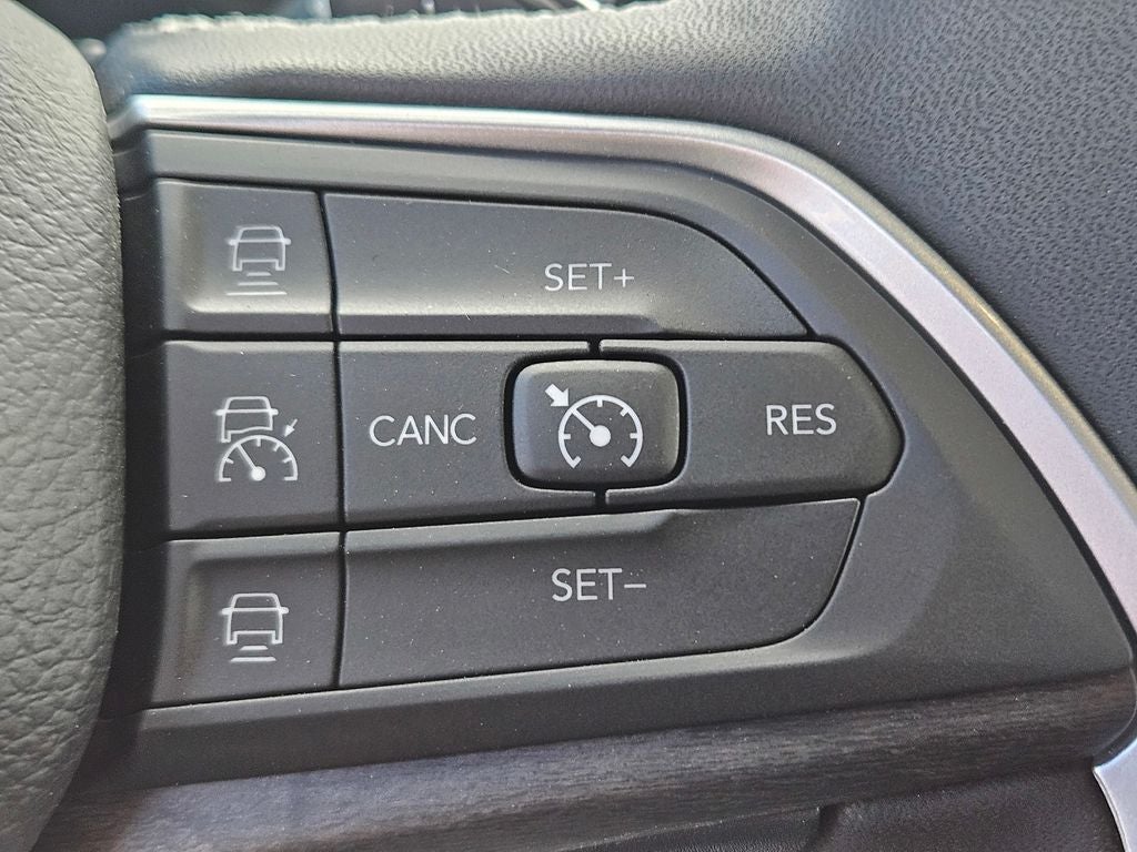 2025 Jeep Grand Cherokee GRAND CHEROKEE L LIMITED 4X2