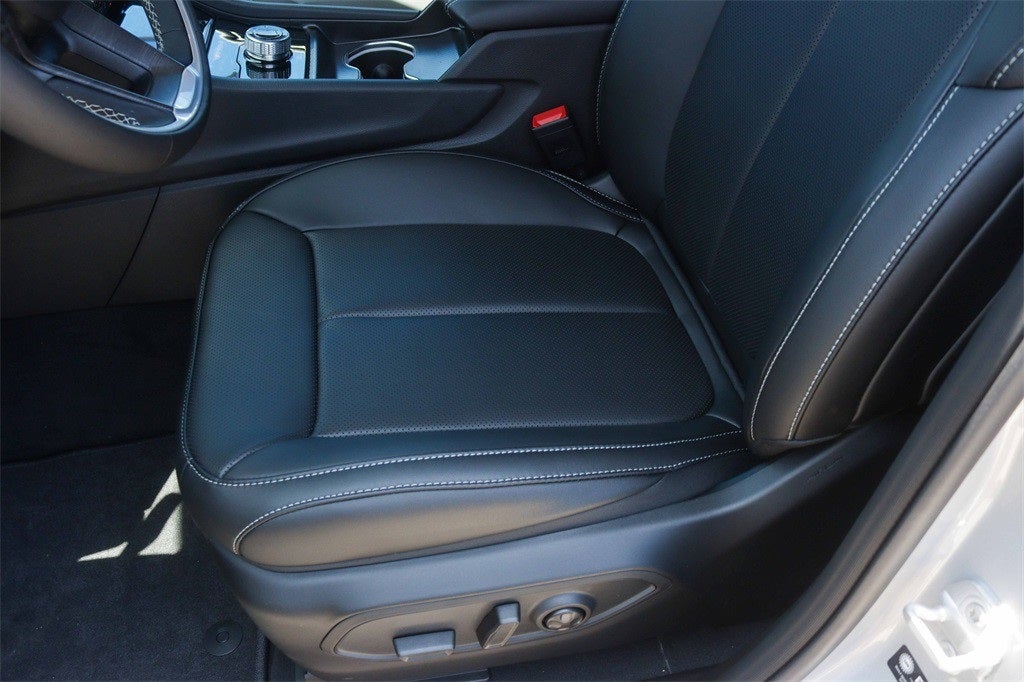 2025 Jeep Grand Cherokee GRAND CHEROKEE L LIMITED 4X2