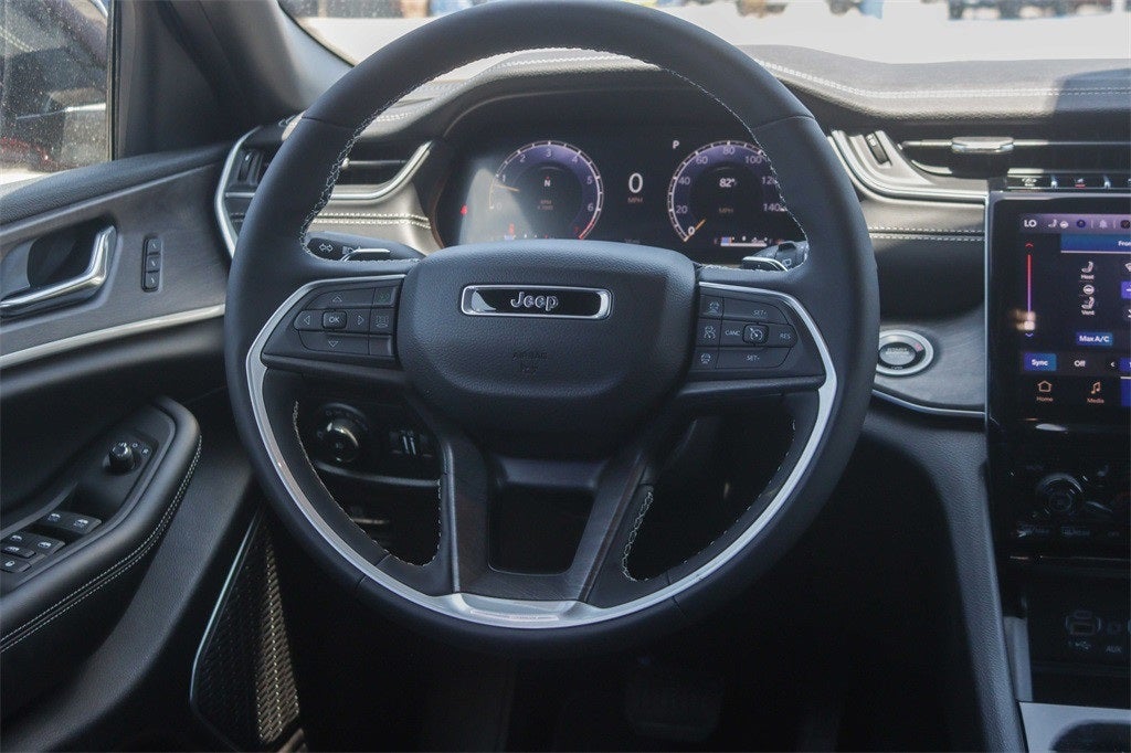 2025 Jeep Grand Cherokee GRAND CHEROKEE L LIMITED 4X2