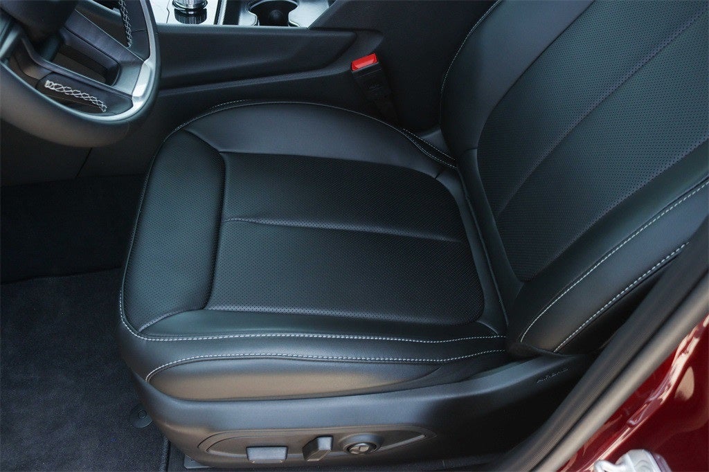 2025 Jeep Grand Cherokee GRAND CHEROKEE L LIMITED 4X2