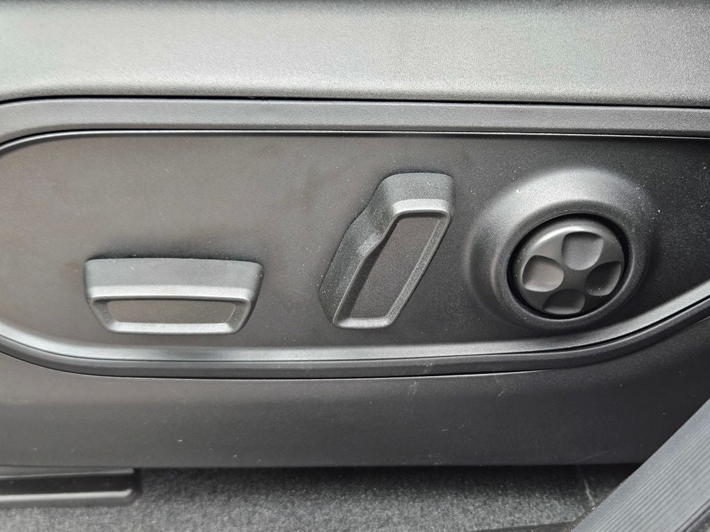 2026 Jeep Grand Cherokee GRAND CHEROKEE L LIMITED 4X2