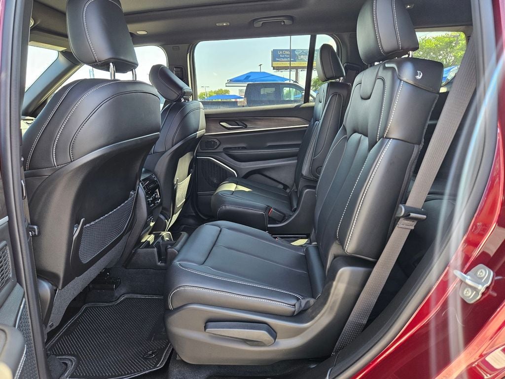 2026 Jeep Grand Cherokee GRAND CHEROKEE L LIMITED 4X2