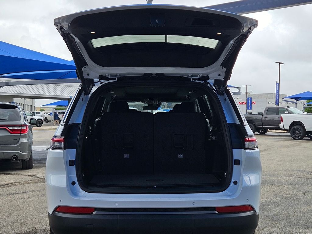 2026 Jeep Grand Cherokee GRAND CHEROKEE L LIMITED 4X2