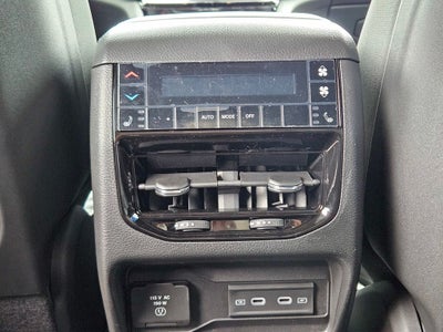 2026 Jeep Grand Cherokee GRAND CHEROKEE L LIMITED 4X2