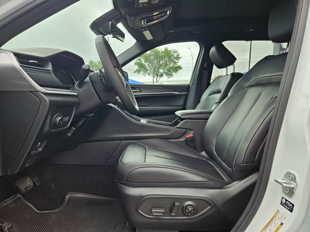 2026 Jeep Grand Cherokee GRAND CHEROKEE L LIMITED 4X2