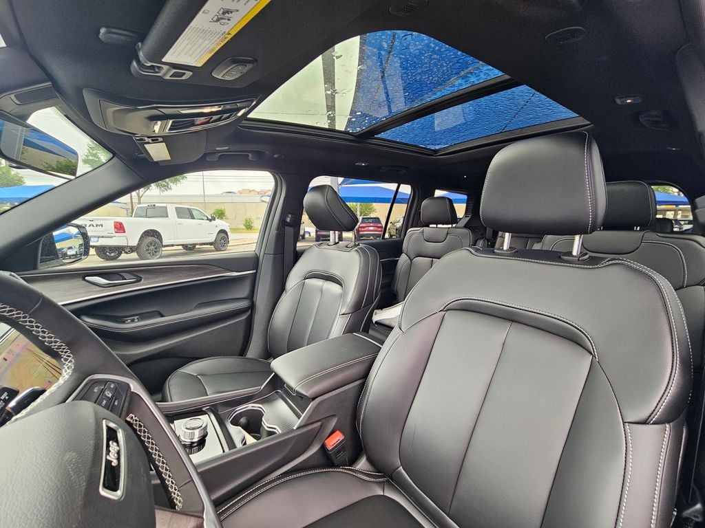 2026 Jeep Grand Cherokee GRAND CHEROKEE L LIMITED 4X2