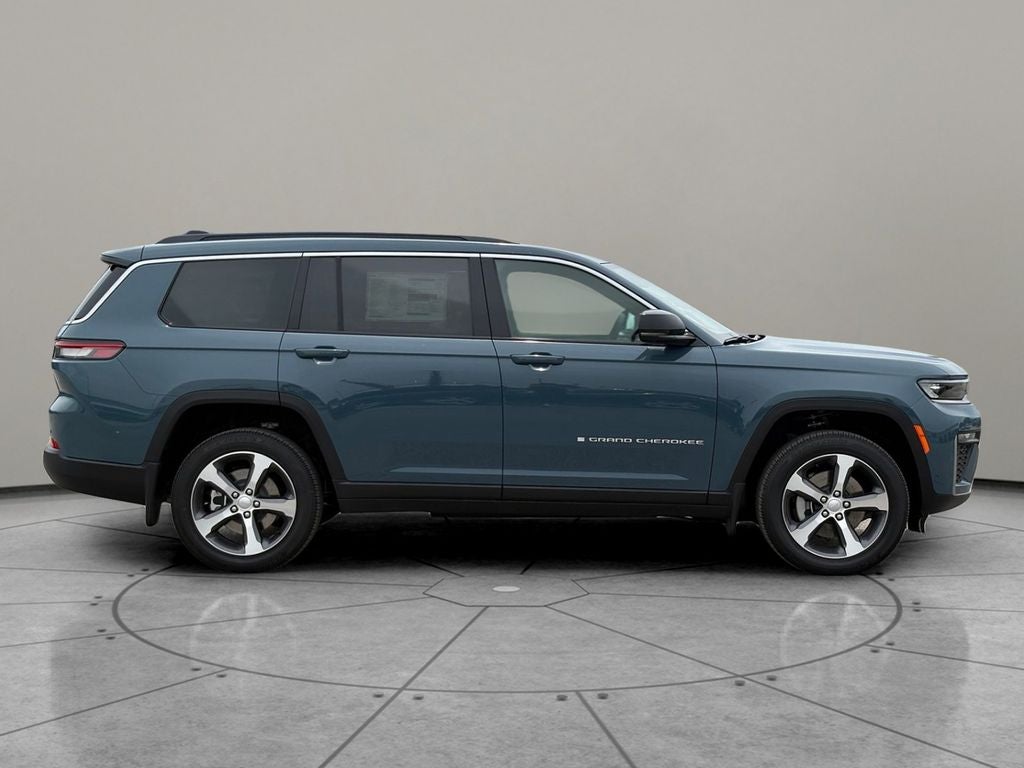 2026 Jeep Grand Cherokee GRAND CHEROKEE L LIMITED 4X2