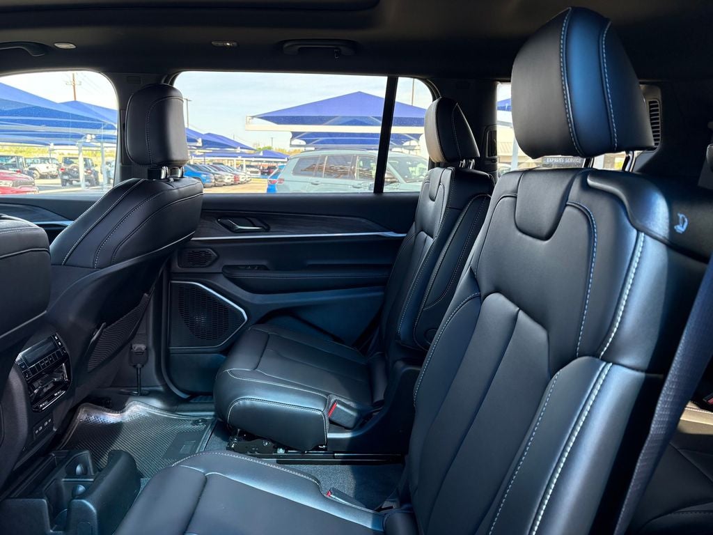 2026 Jeep Grand Cherokee GRAND CHEROKEE L LIMITED 4X2