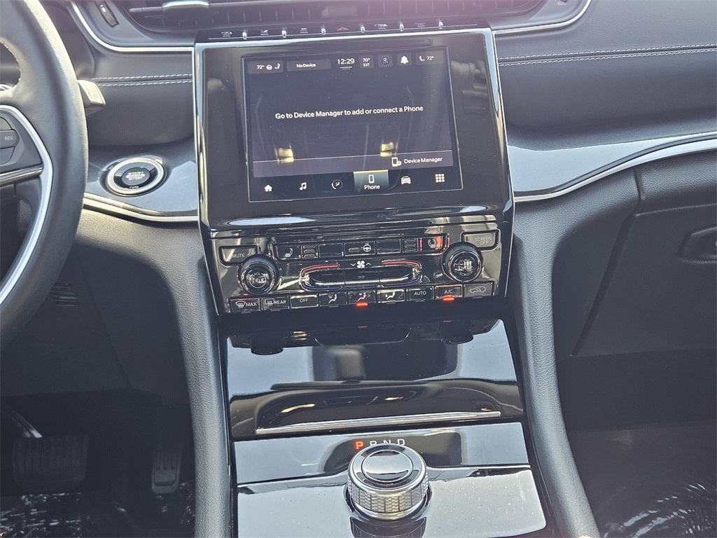 2022 Jeep Grand Cherokee L Laredo 4x4