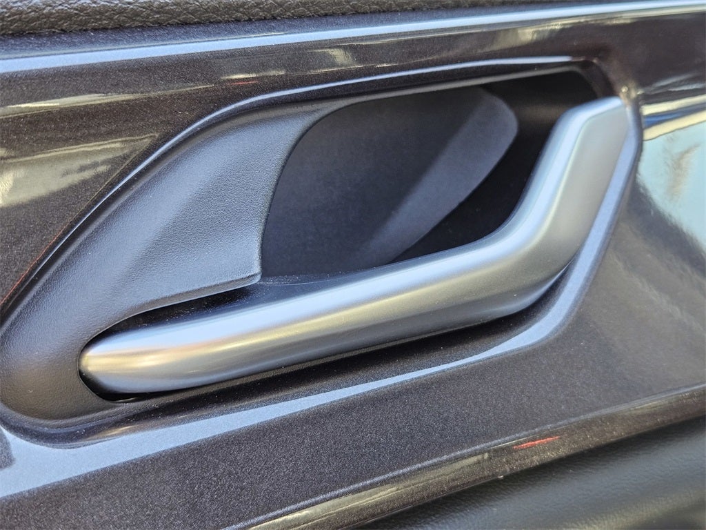 2022 Jeep Grand Cherokee L Laredo 4x4