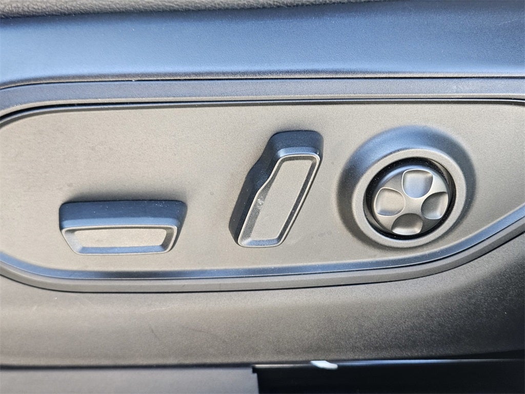 2022 Jeep Grand Cherokee L Laredo 4x4