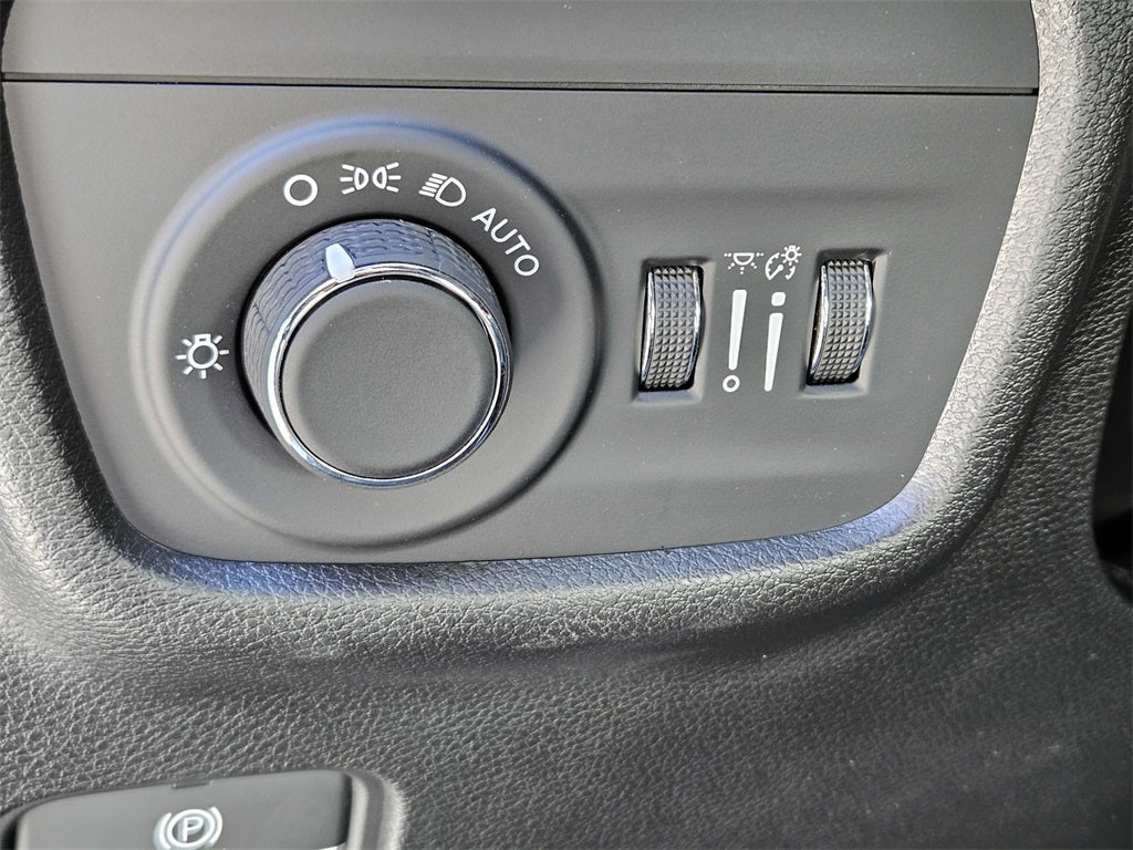 2022 Jeep Grand Cherokee L Laredo 4x4