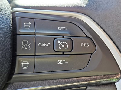 2022 Jeep Grand Cherokee L Laredo 4x4