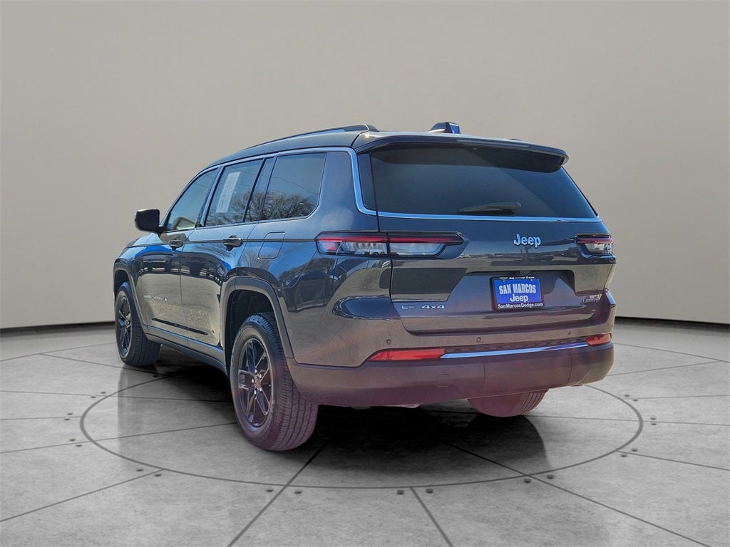 2022 Jeep Grand Cherokee L Laredo 4x4