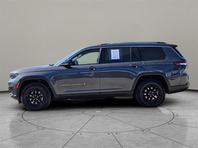 2022 Jeep Grand Cherokee L Laredo 4x4