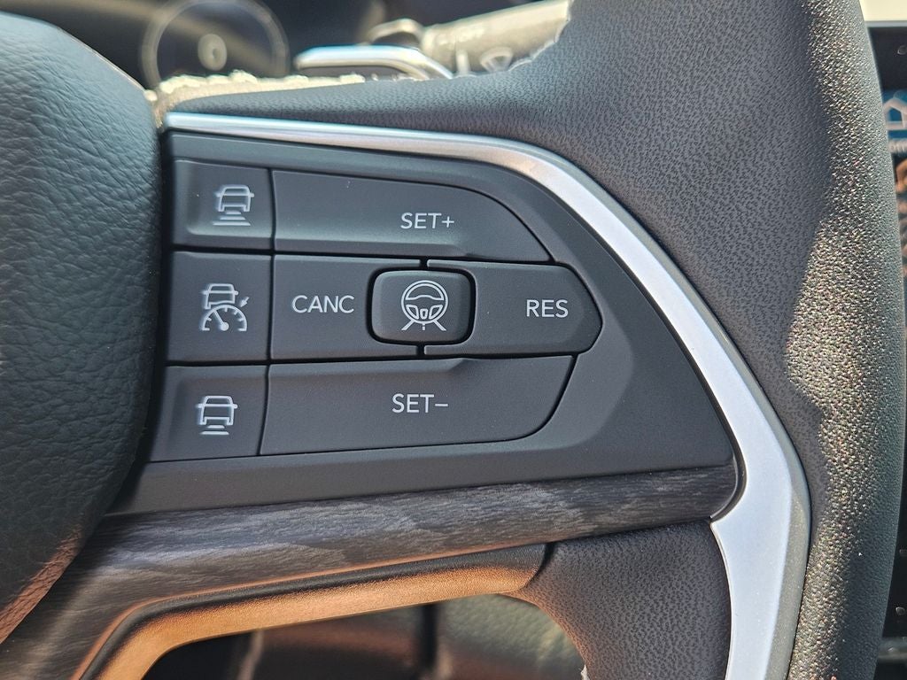 2026 Jeep Grand Cherokee GRAND CHEROKEE L LIMITED RESERVE 4X4