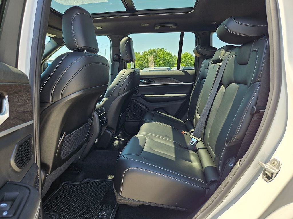 2026 Jeep Grand Cherokee GRAND CHEROKEE L LIMITED RESERVE 4X4