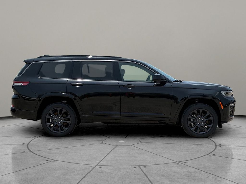 2026 Jeep Grand Cherokee GRAND CHEROKEE L LIMITED RESERVE 4X4