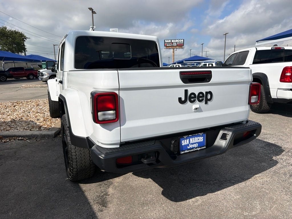 2024 Jeep Gladiator Nighthawk