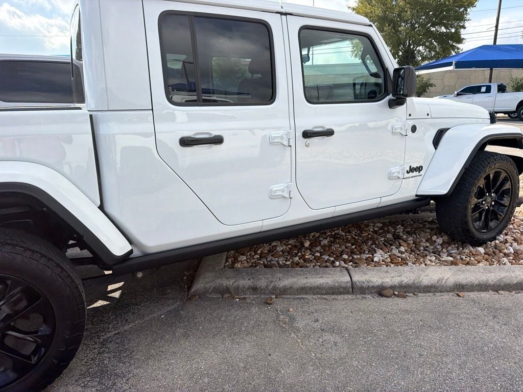 2024 Jeep Gladiator Nighthawk