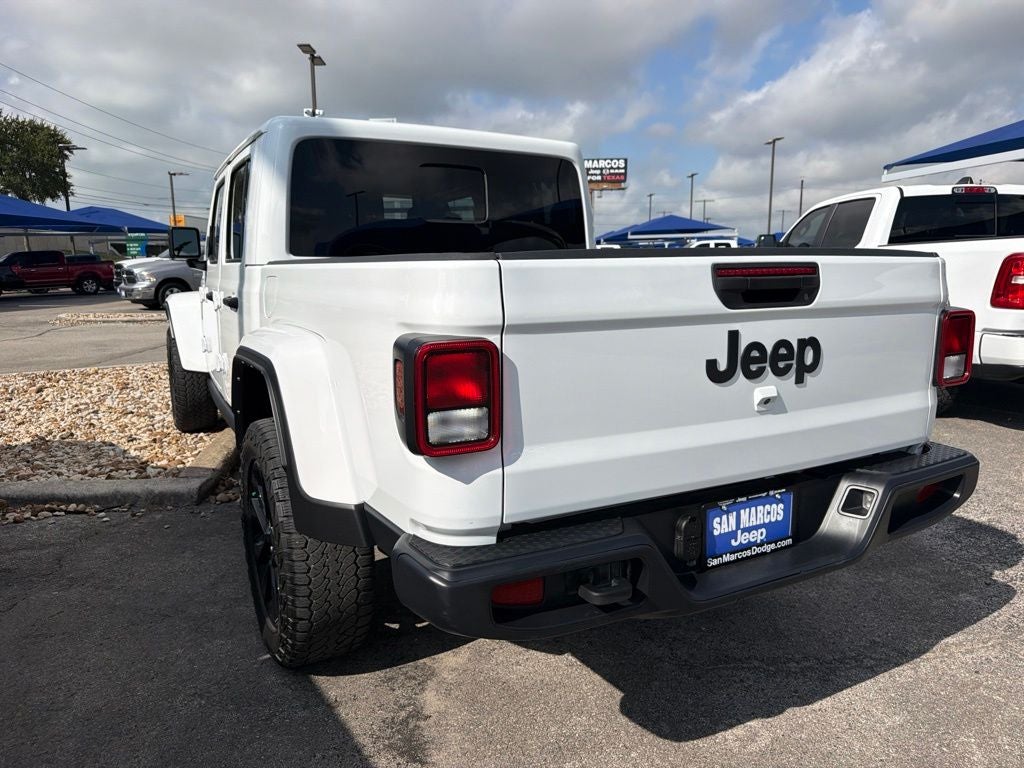 2024 Jeep Gladiator Nighthawk