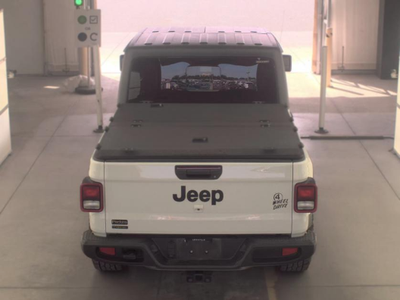 2022 Jeep Gladiator Willys
