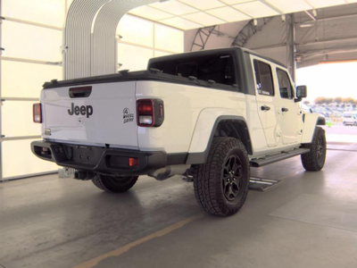 2022 Jeep Gladiator Willys