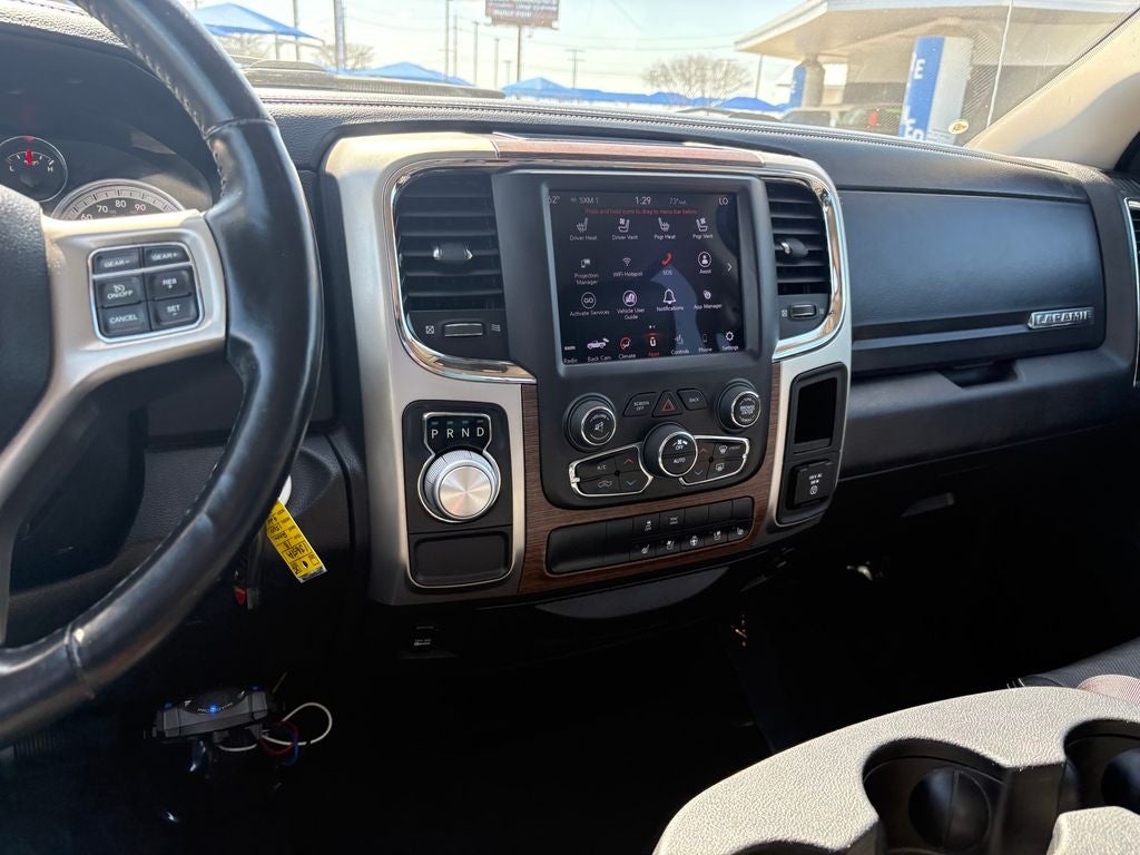 2018 RAM 1500 Laramie Quad Cab 4x2 6'4' Box