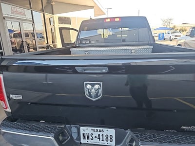 2018 RAM 1500 Laramie Quad Cab 4x2 6'4' Box
