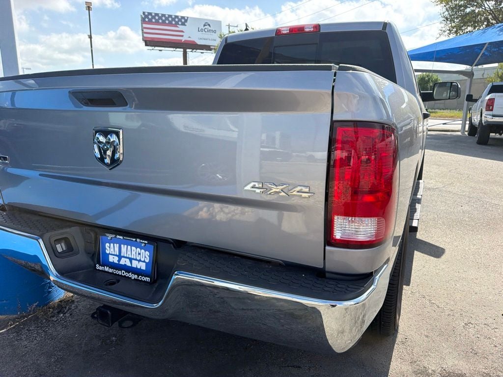 2023 RAM 1500 Classic SLT Crew Cab 4x4 5'7' Box