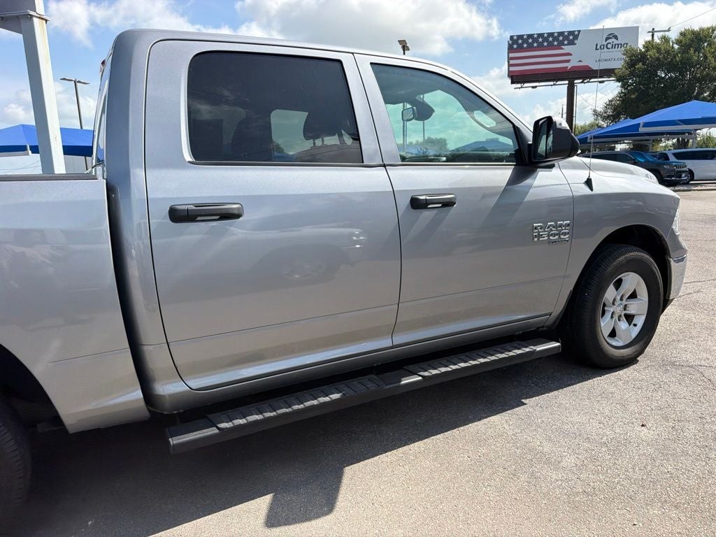 2023 RAM 1500 Classic SLT Crew Cab 4x4 5'7' Box