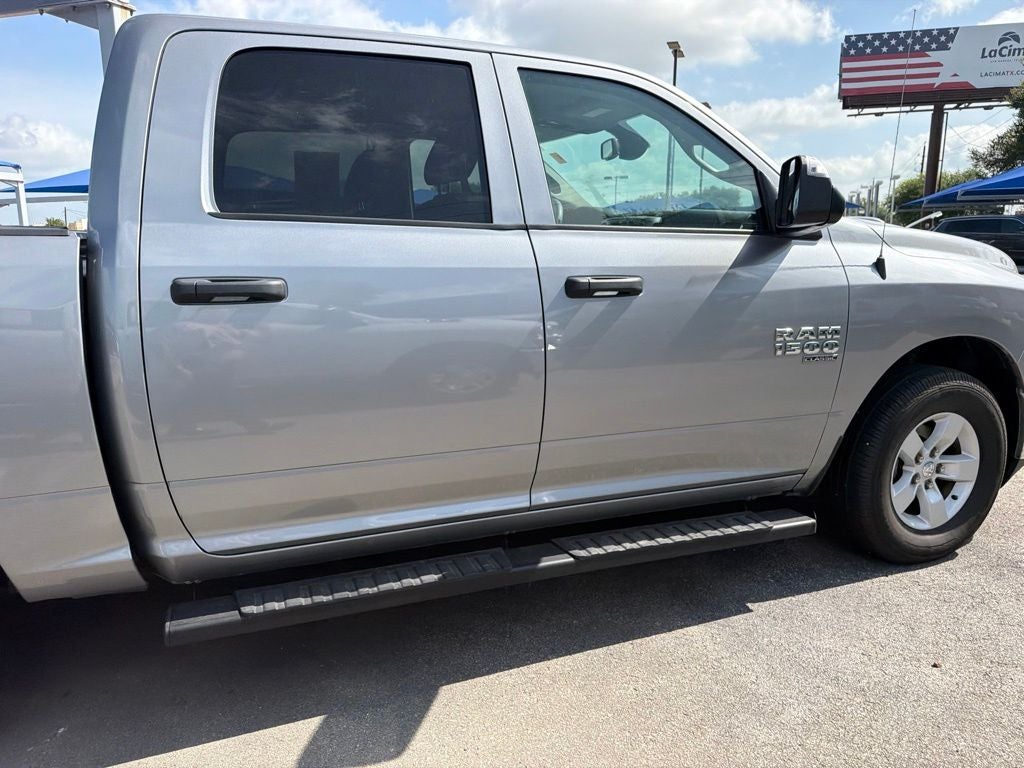 2023 RAM 1500 Classic SLT Crew Cab 4x4 5'7' Box