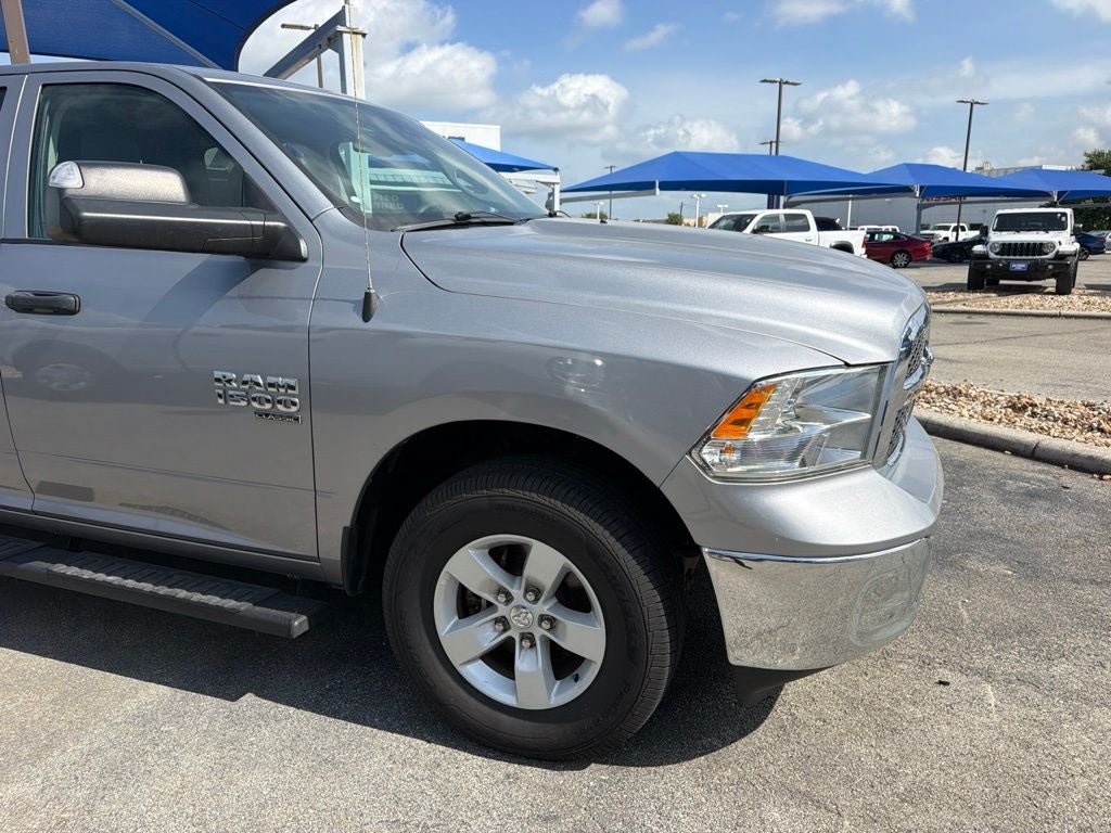 2023 RAM 1500 Classic SLT Crew Cab 4x4 5'7' Box