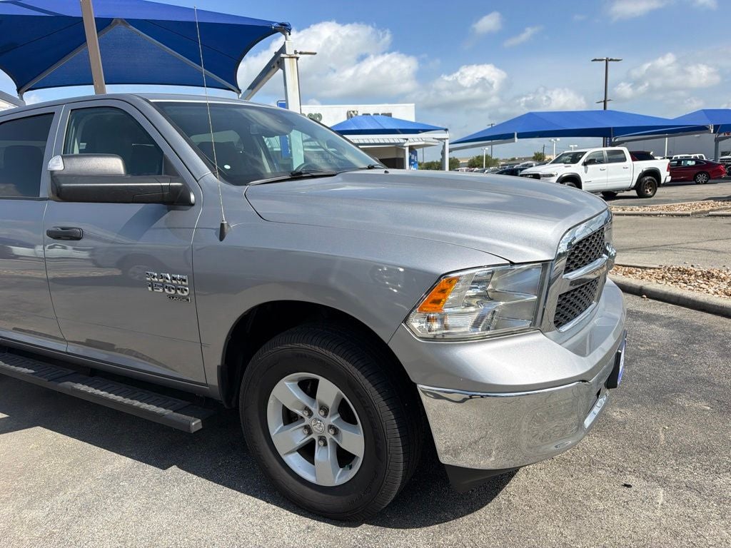 2023 RAM 1500 Classic SLT Crew Cab 4x4 5'7' Box