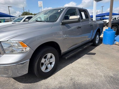 2023 RAM 1500 Classic SLT Crew Cab 4x4 5'7' Box