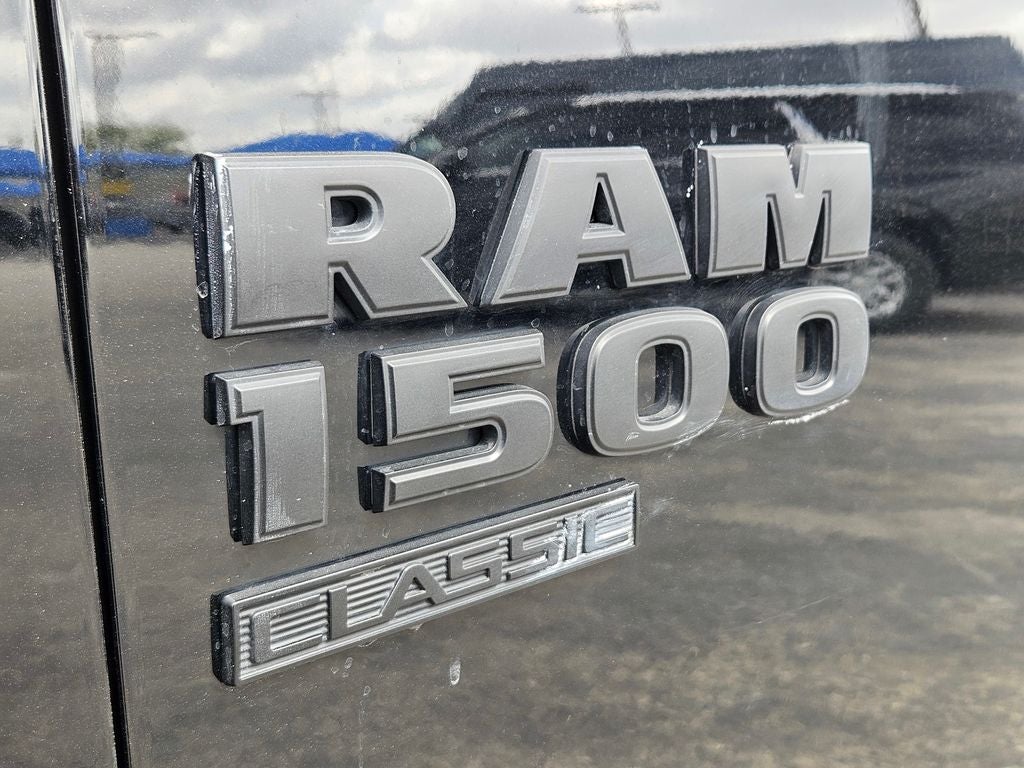 2024 RAM 1500 Classic Warlock Crew Cab 4x4 5'7' Box