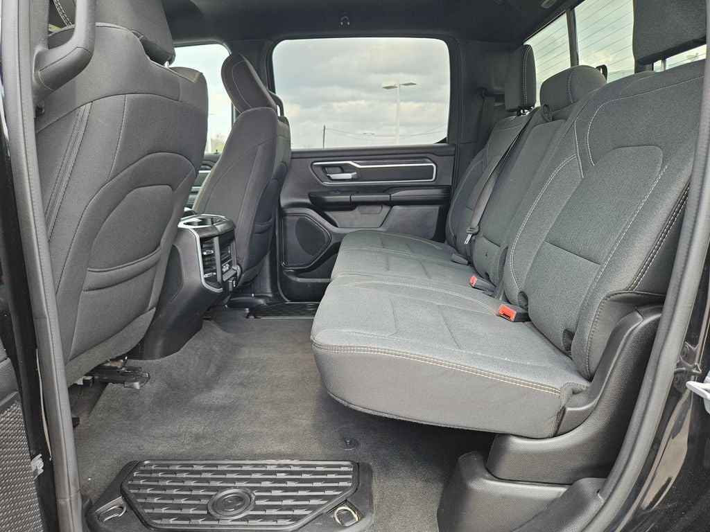 2024 RAM 1500 Classic Warlock Crew Cab 4x4 5'7' Box