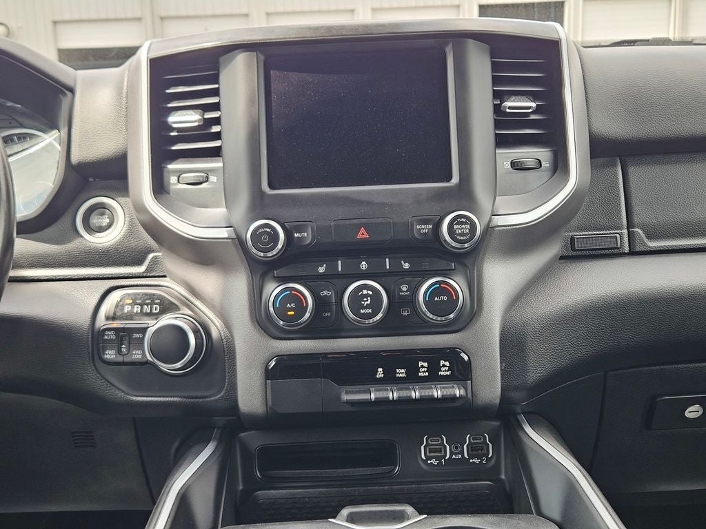 2024 RAM 1500 Classic Warlock Crew Cab 4x4 5'7' Box