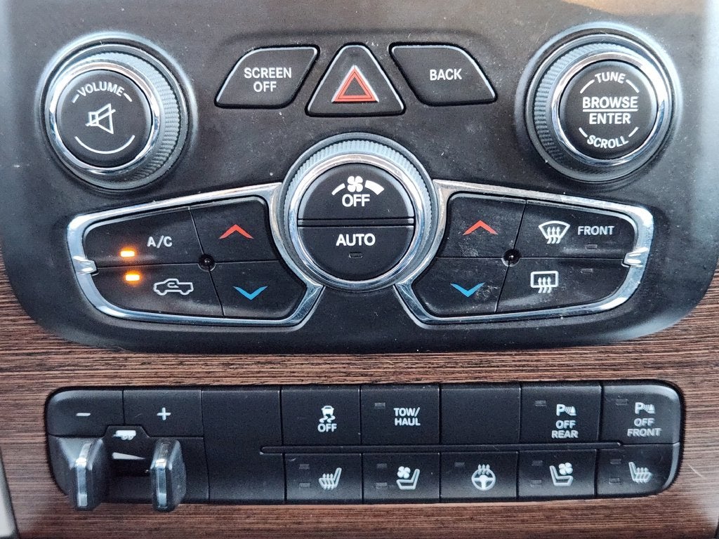 2016 RAM 1500 Laramie