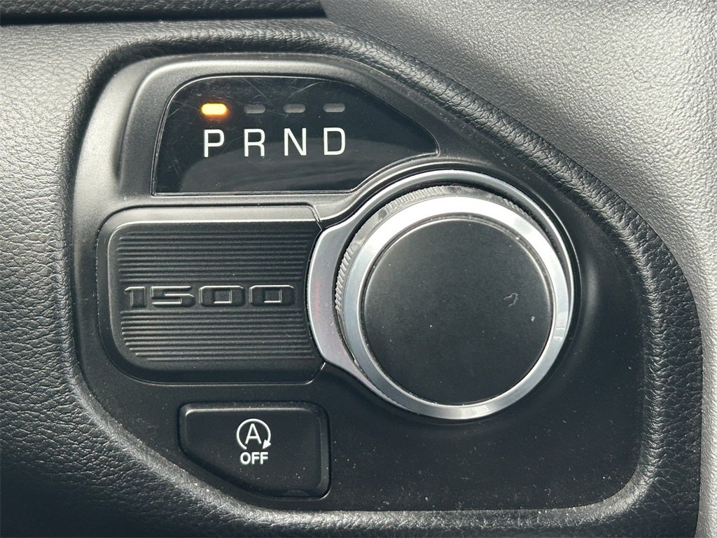 2022 RAM 1500 Lone Star Quad Cab 4x2 6'4' Box