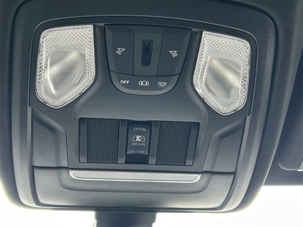 2022 RAM 1500 Lone Star Quad Cab 4x2 6'4' Box