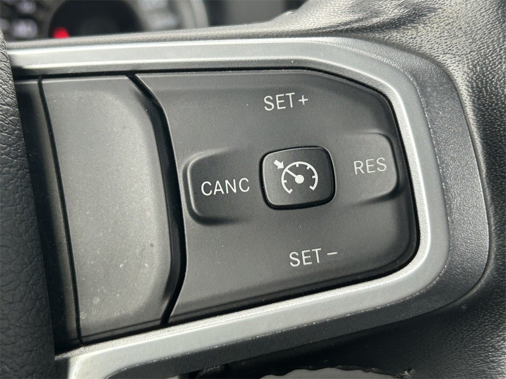 2022 RAM 1500 Lone Star Quad Cab 4x2 6'4' Box