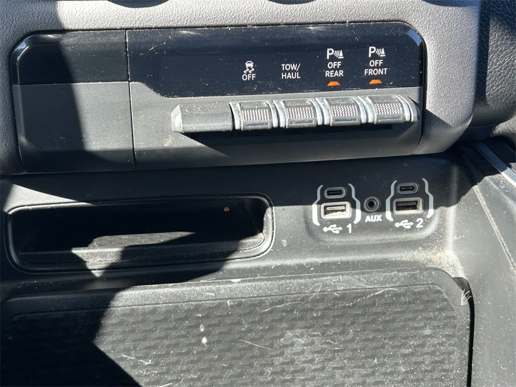 2022 RAM 1500 Lone Star Crew Cab 4x2 5'7' Box