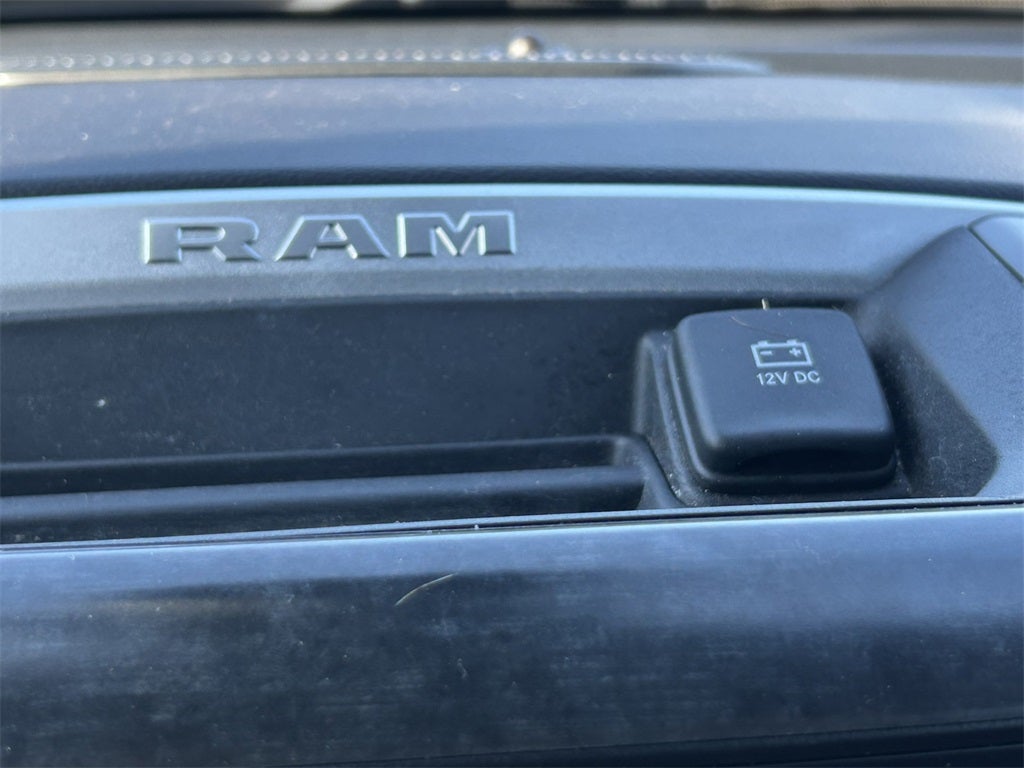 2022 RAM 1500 Lone Star Crew Cab 4x2 5'7' Box